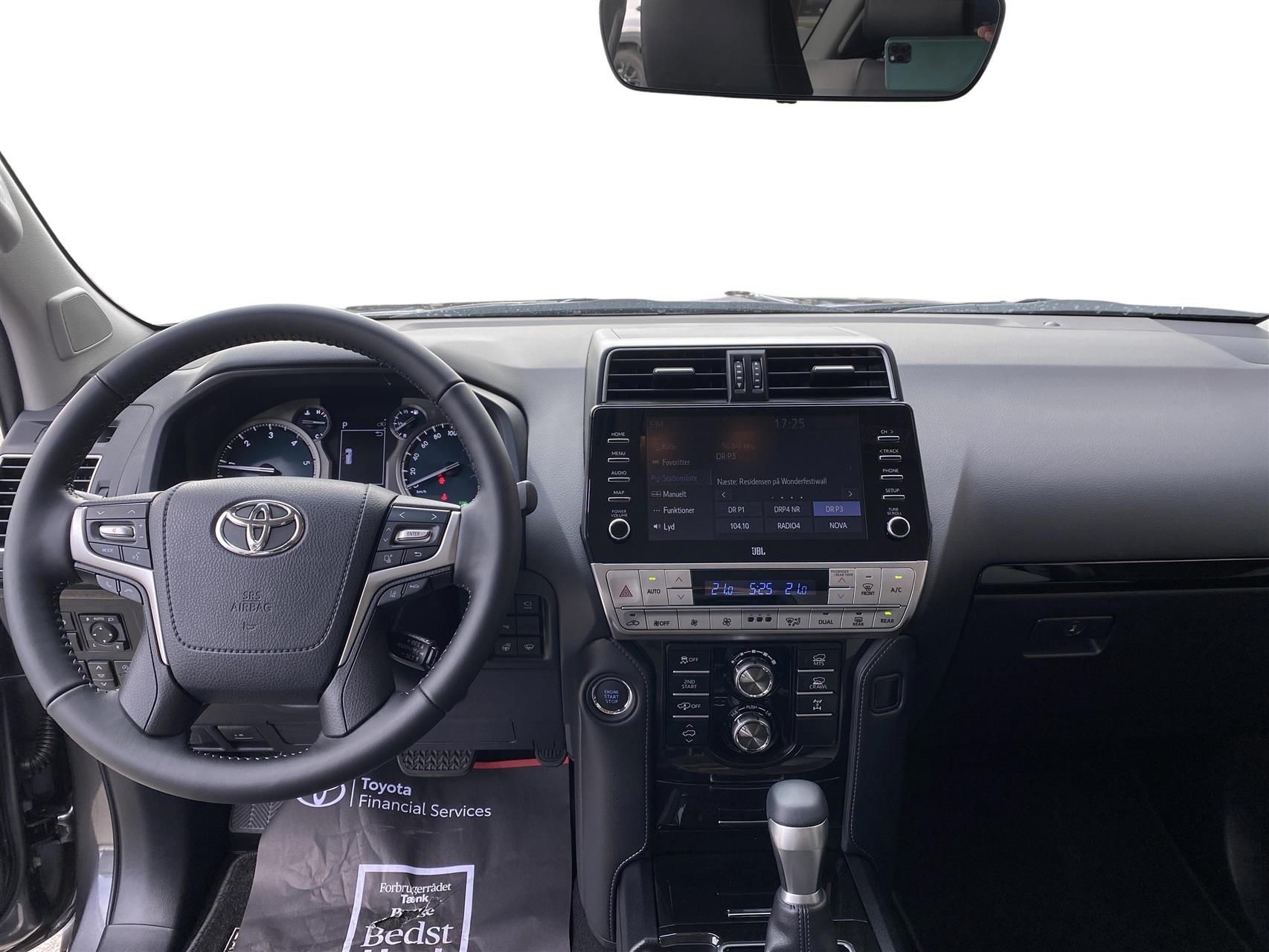 Billede af Toyota Landcruiser 5 pers. 2,8 D-4D T4 4WD 204HK 5d 6g Aut.