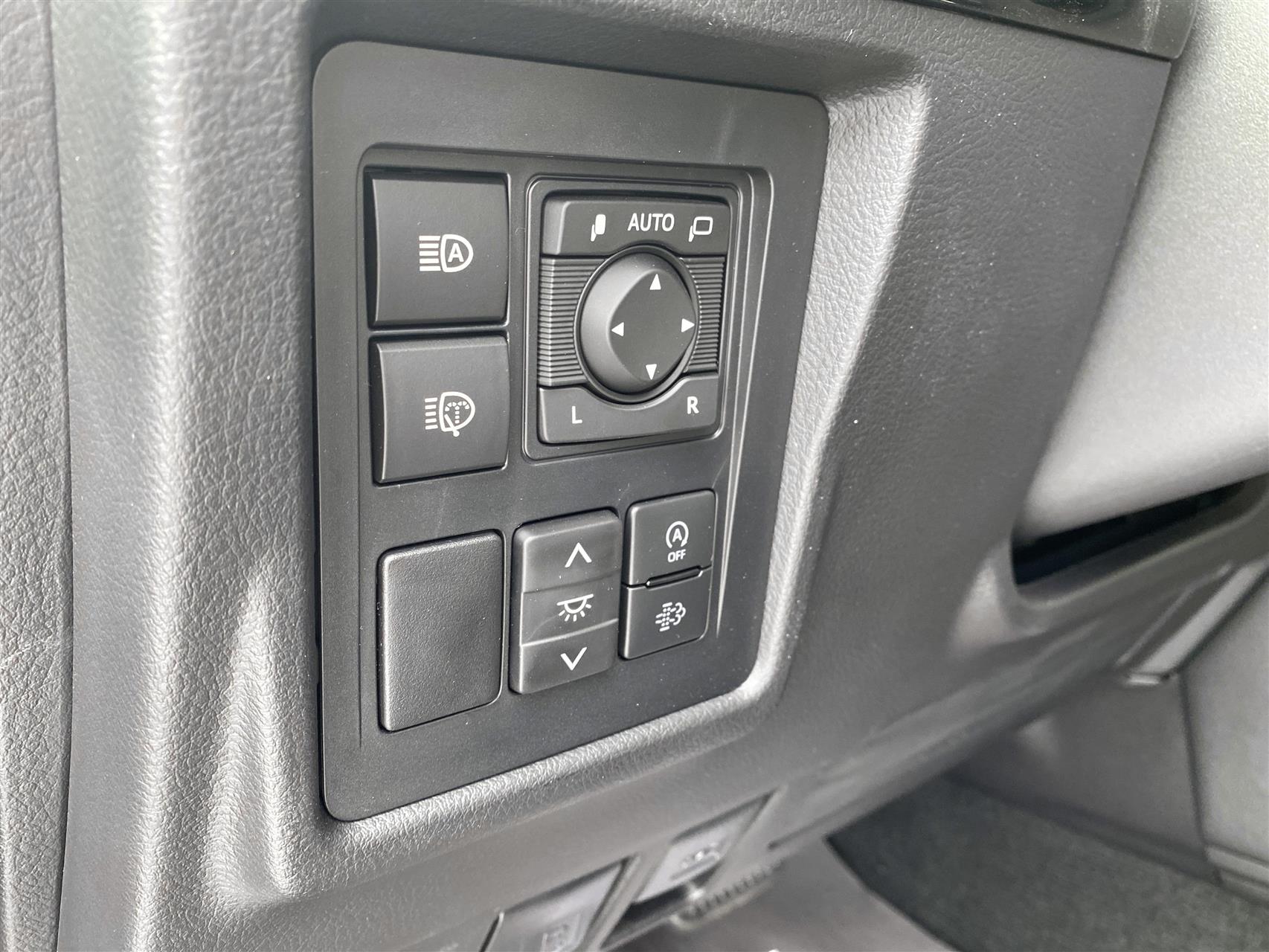 Billede af Toyota Landcruiser 5 pers. 2,8 D-4D T4 4WD 204HK 5d 6g Aut.