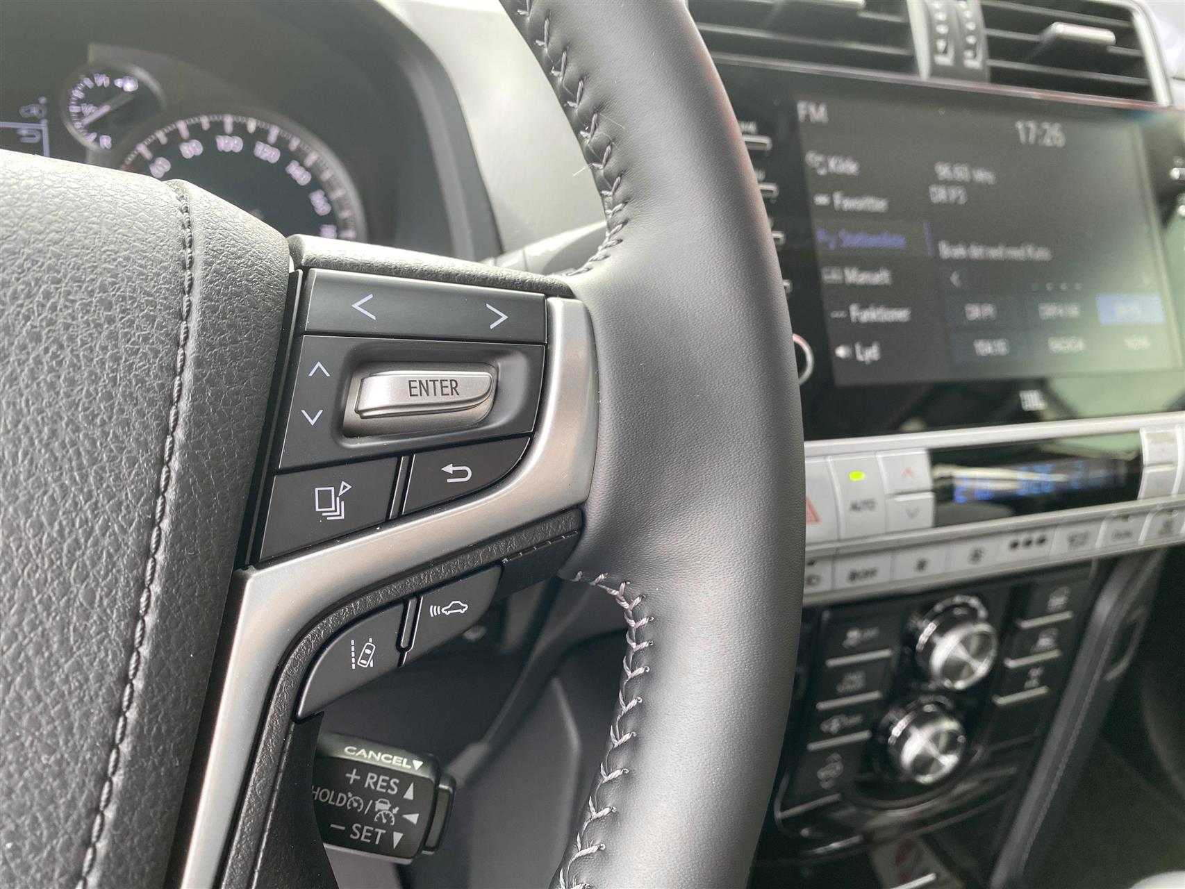 Billede af Toyota Landcruiser 5 pers. 2,8 D-4D T4 4WD 204HK 5d 6g Aut.