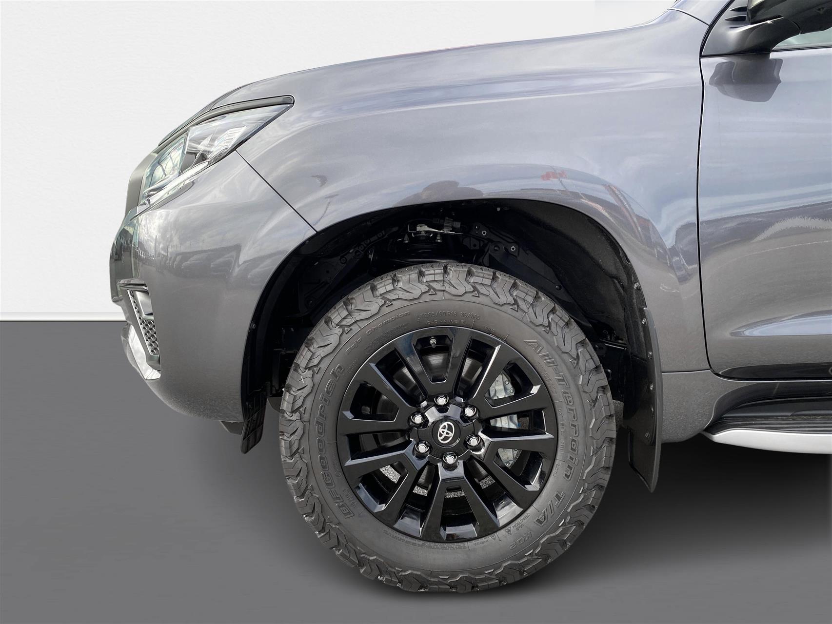 Billede af Toyota Landcruiser 5 pers. 2,8 D-4D T4 4WD 204HK 5d 6g Aut.