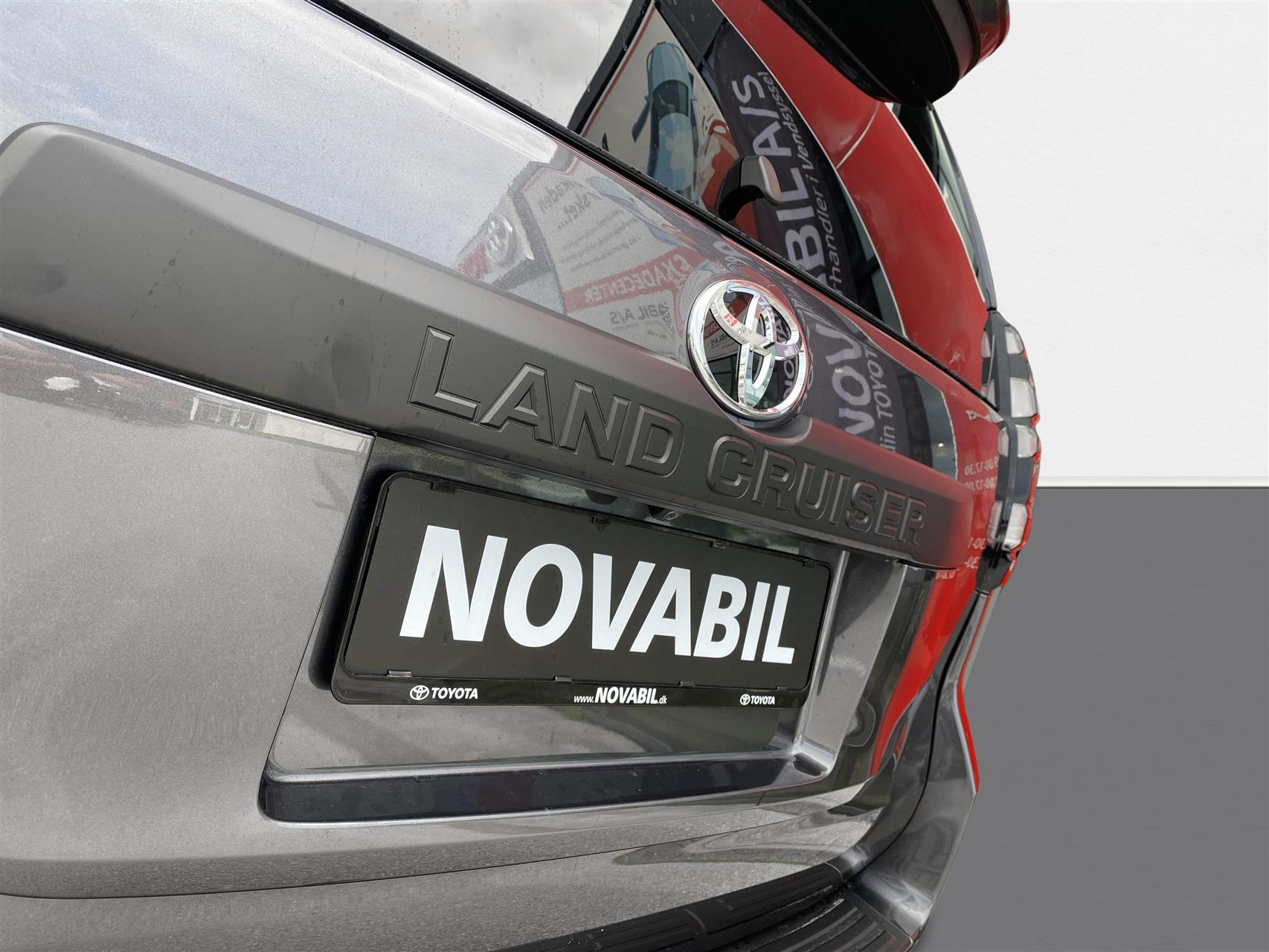 Billede af Toyota Landcruiser 5 pers. 2,8 D-4D T4 4WD 204HK 5d 6g Aut.