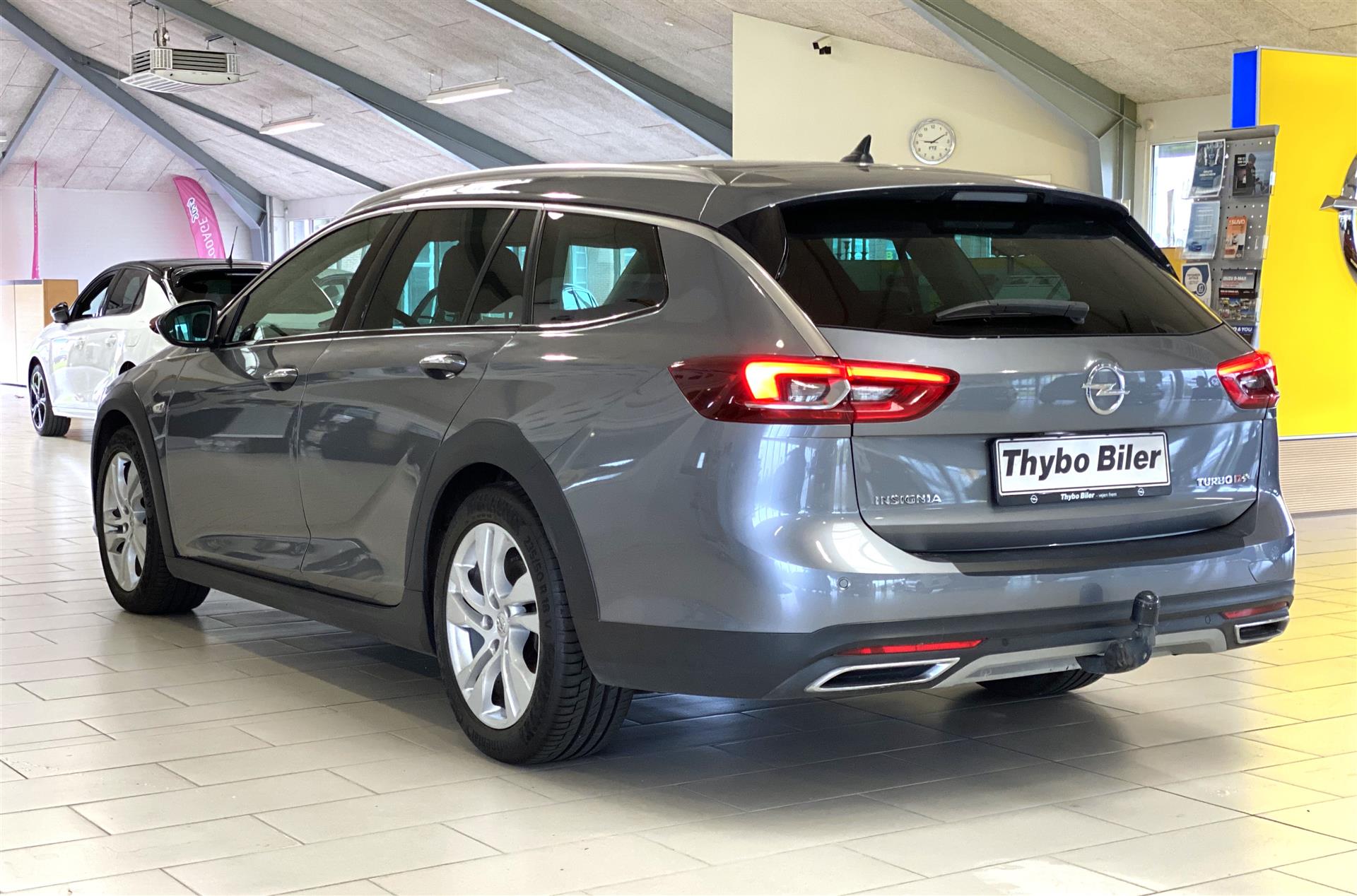 Billede af Opel Insignia Country Tourer 2,0 BiTurbo CDTI 4x4 210HK Stc 8g Aut.