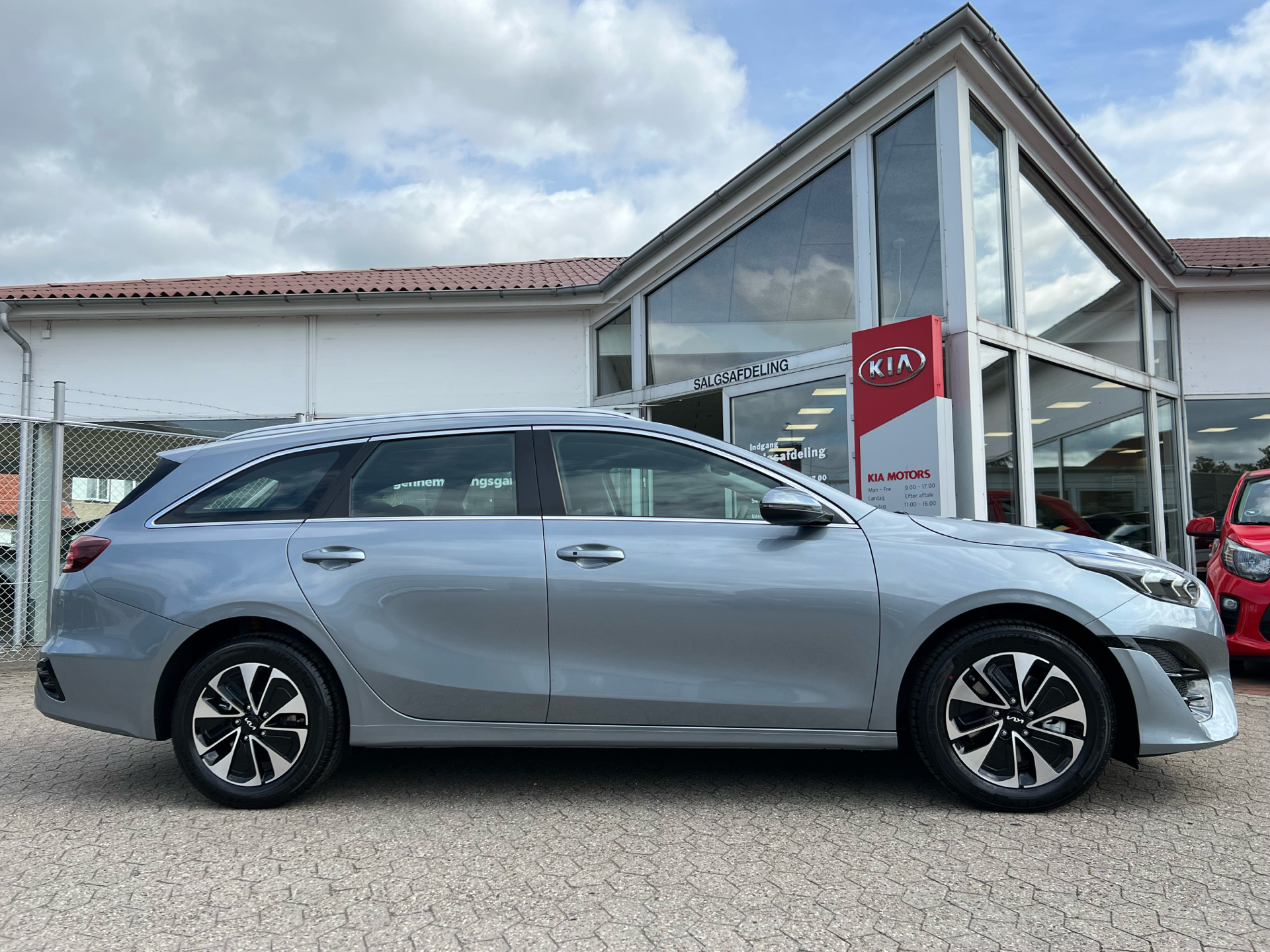 Billede af Kia Ceed SW 1,6 GDI PHEV  Plugin-hybrid Prestige DCT 141HK Stc 6g Aut.