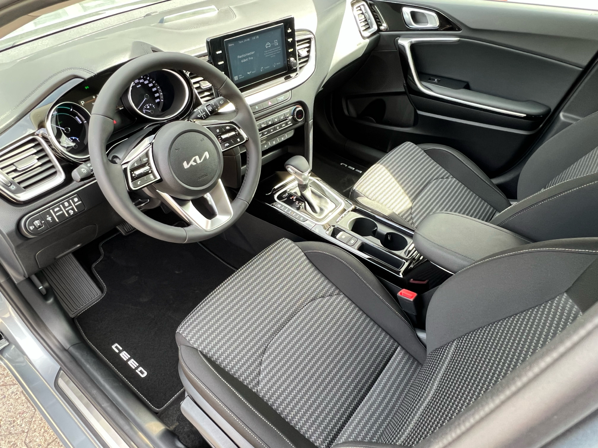 Billede af Kia Ceed SW 1,6 GDI PHEV  Plugin-hybrid Prestige DCT 141HK Stc 6g Aut.