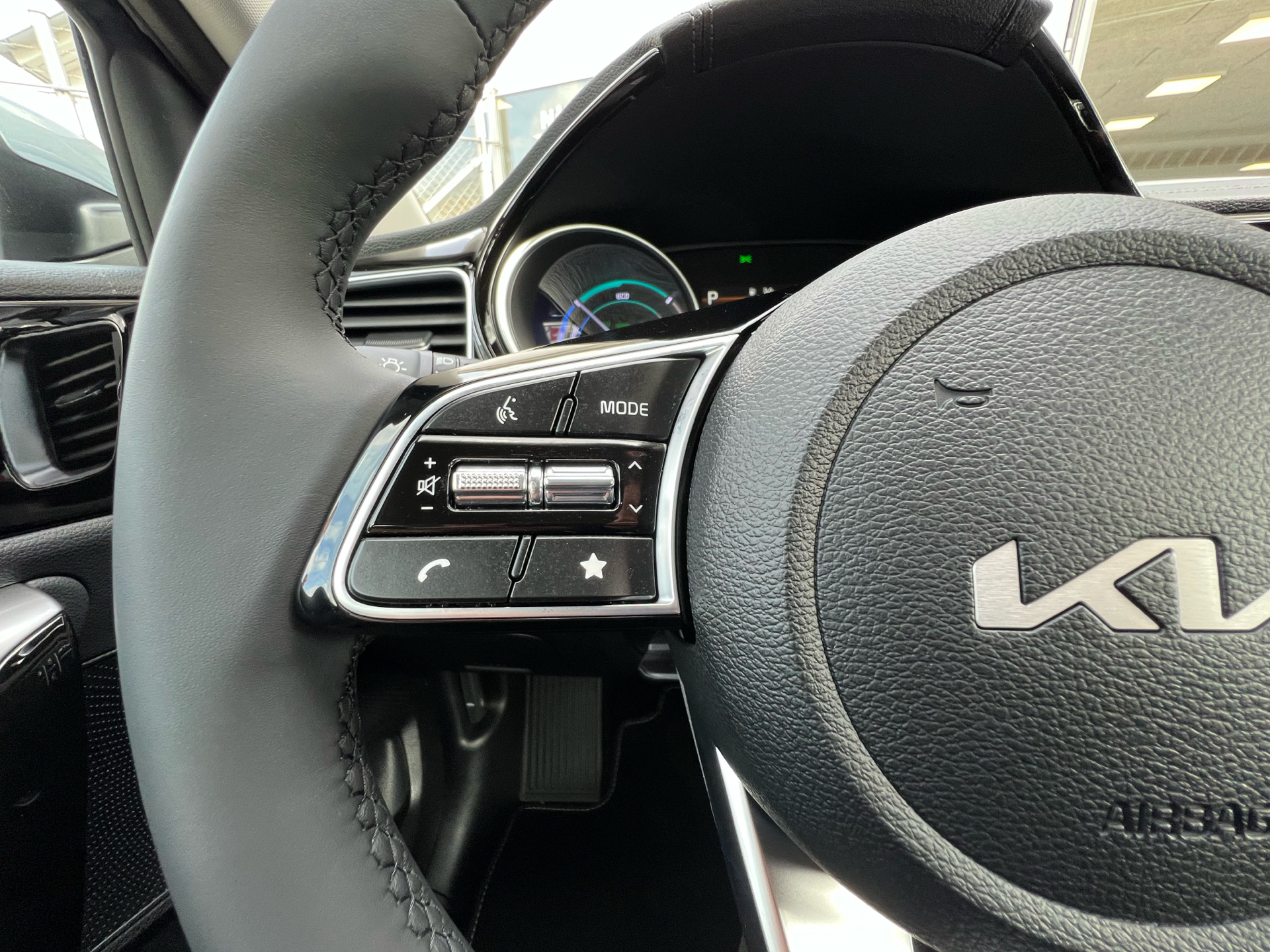 Billede af Kia Ceed SW 1,6 GDI PHEV  Plugin-hybrid Prestige DCT 141HK Stc 6g Aut.