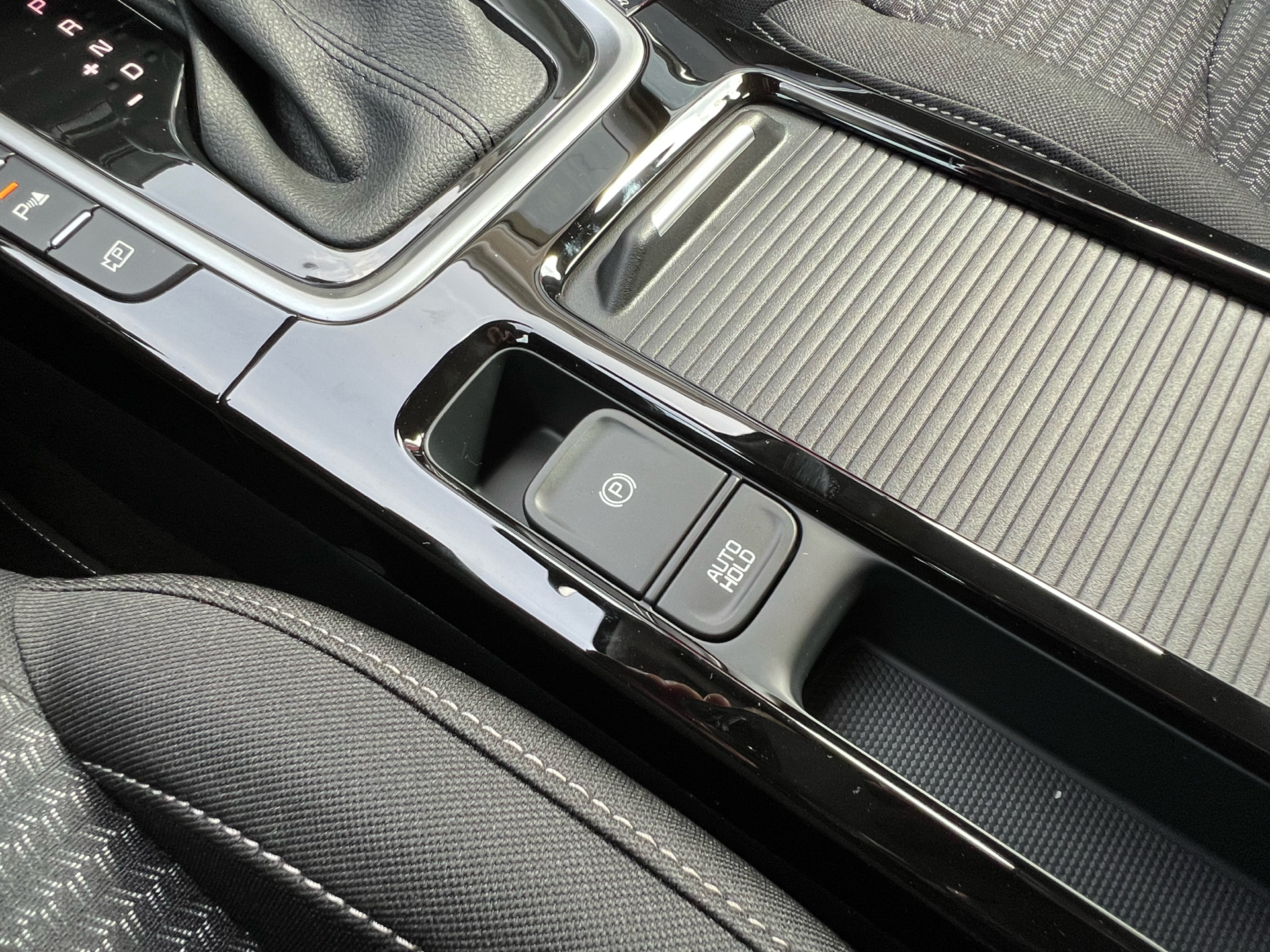 Billede af Kia Ceed SW 1,6 GDI PHEV  Plugin-hybrid Prestige DCT 141HK Stc 6g Aut.