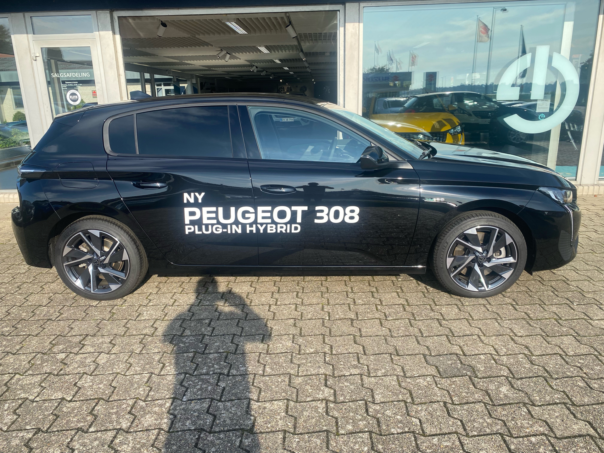 Billede af Peugeot 308 1,6 Plugin-hybrid First Selection EAT8 180HK 5d 8g Aut.