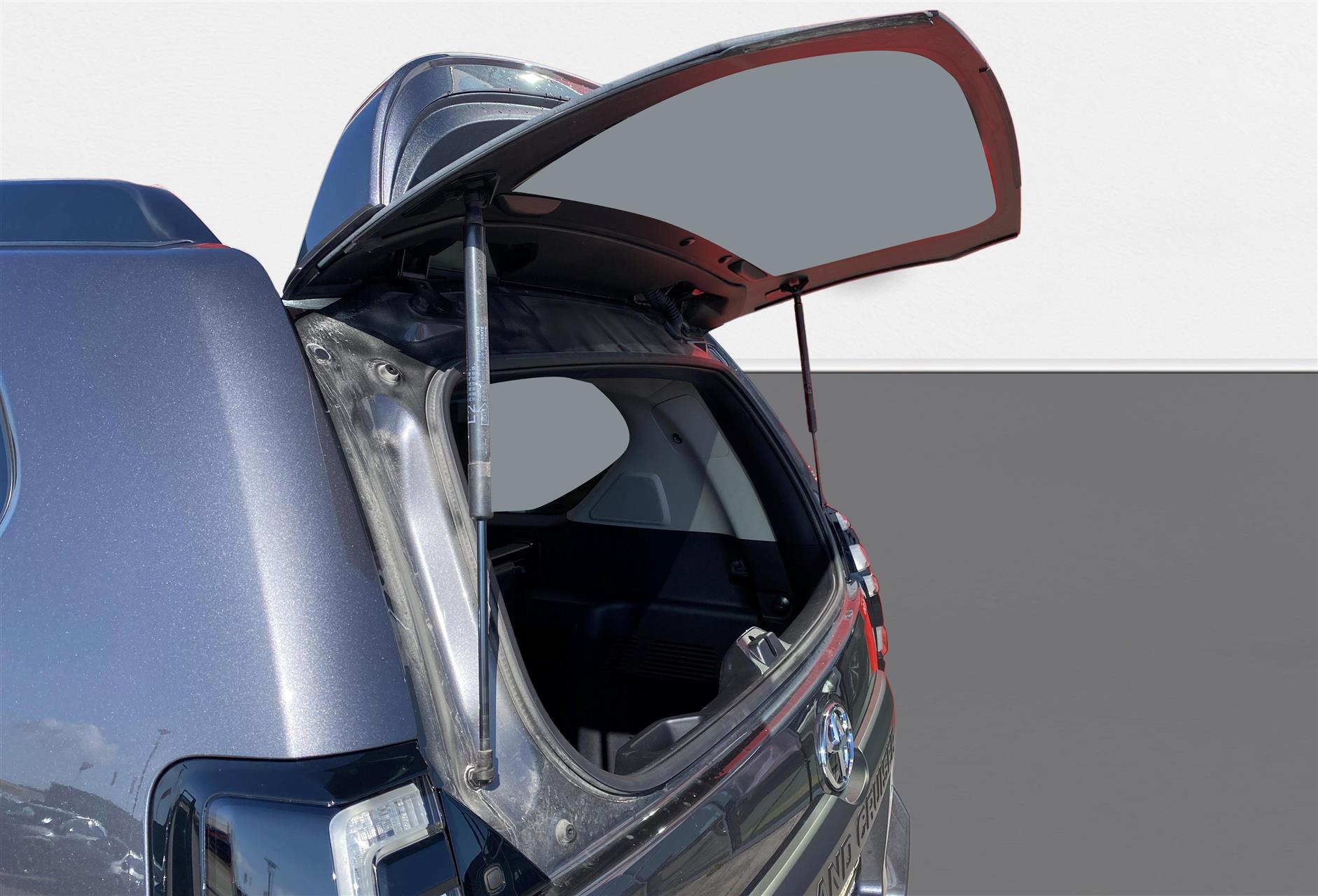 Billede af Toyota Landcruiser 5 pers. 2,8 D-4D T4 4WD 204HK 5d Aut.