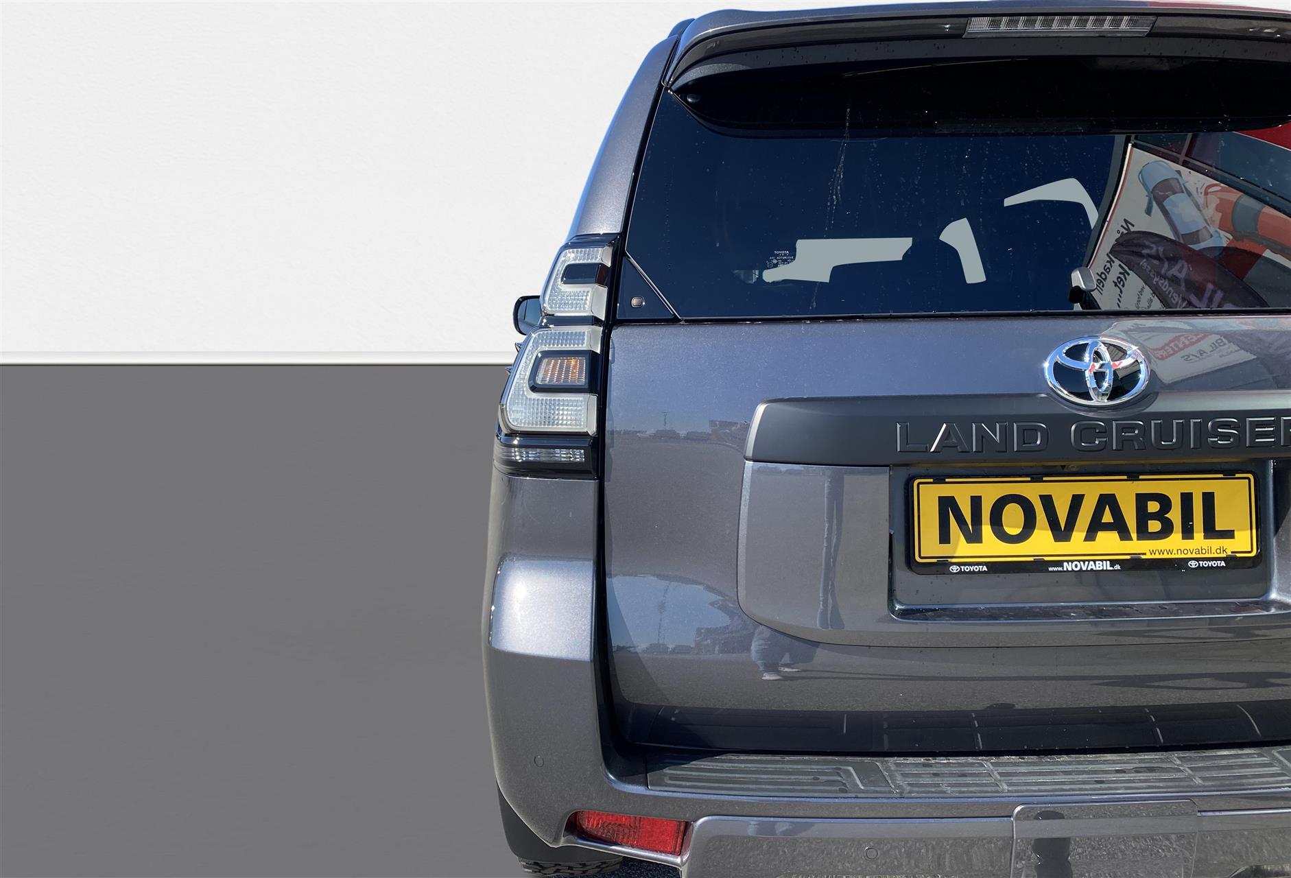 Billede af Toyota Landcruiser 5 pers. 2,8 D-4D T4 4WD 204HK 5d Aut.