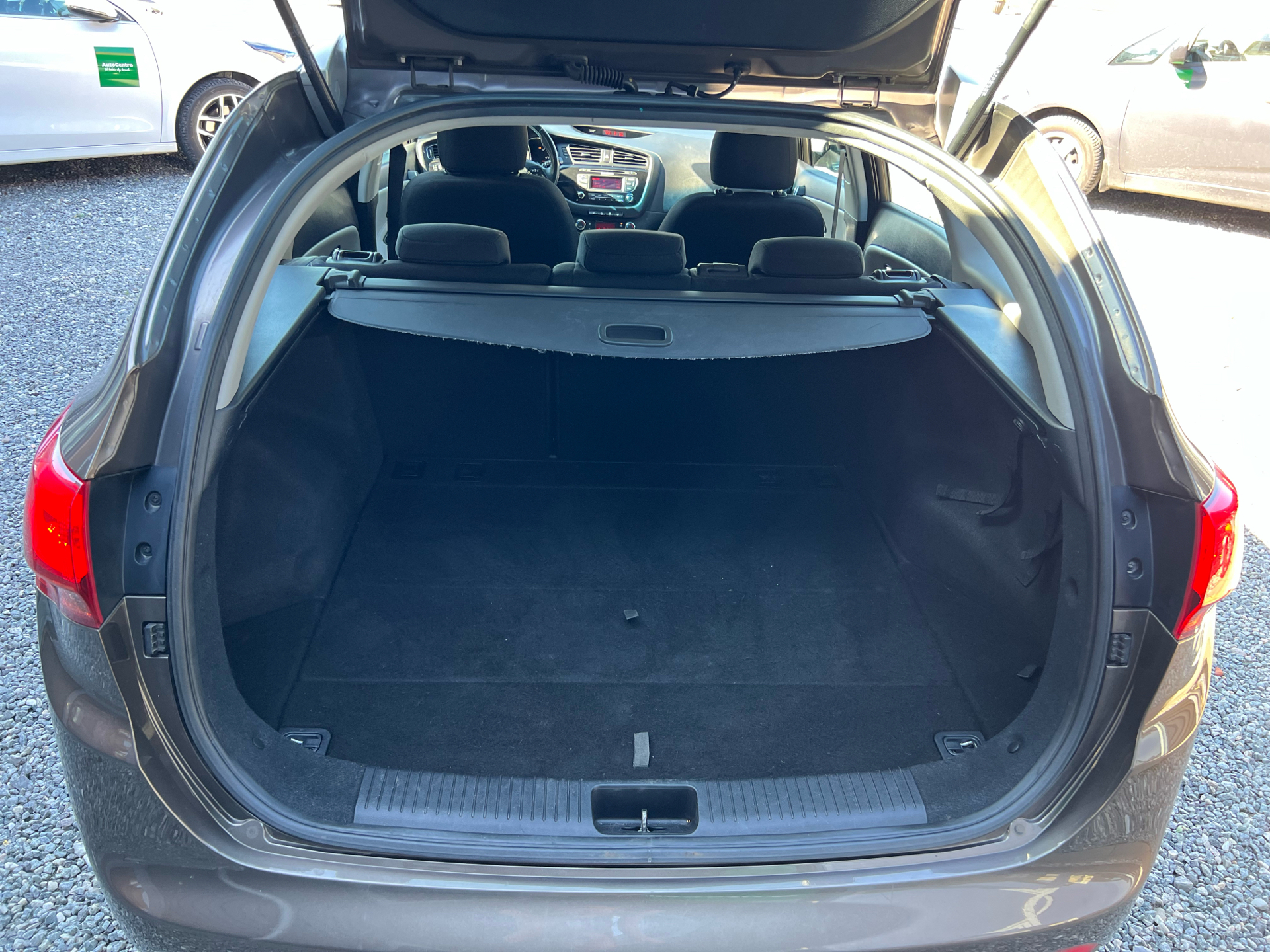 Billede af Kia Ceed SW 1,6 GDI Premium DCT 135HK Stc 6g Aut.
