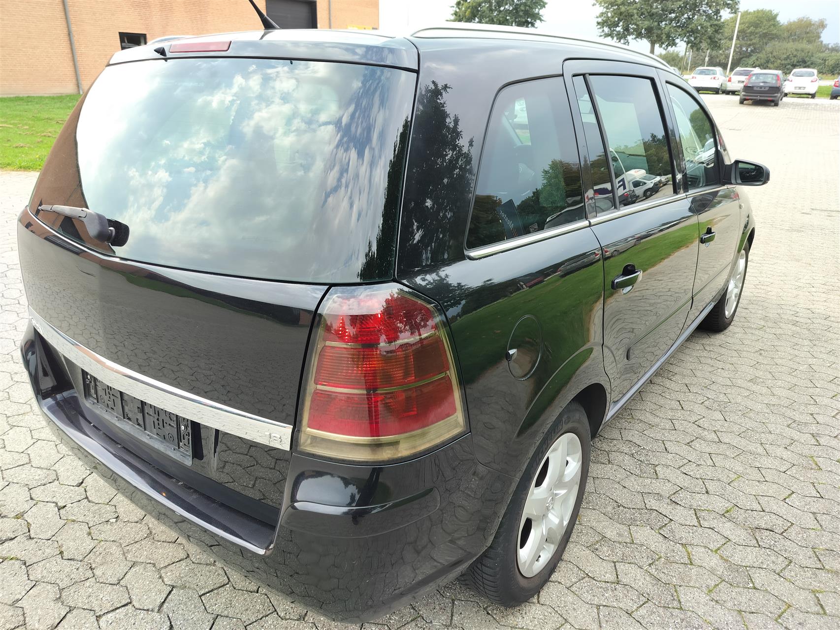 Billede af Opel Zafira 1,8 16V Enjoy 140HK