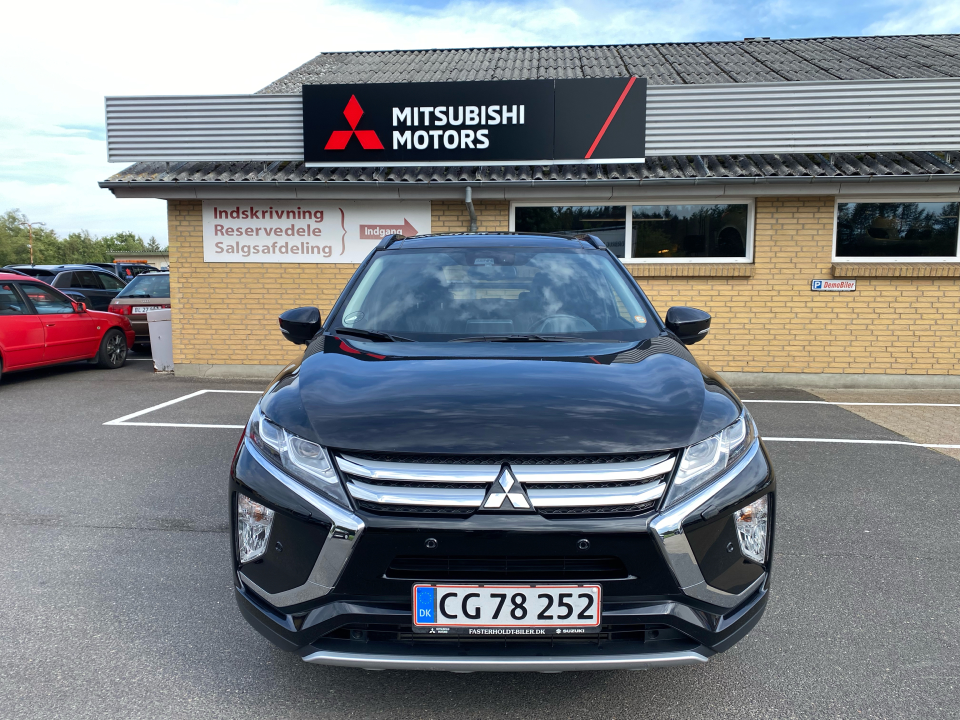 Billede af Mitsubishi Eclipse Cross 1,5 T-Mivec Intense+ CVT 163HK 5d 8g Aut.