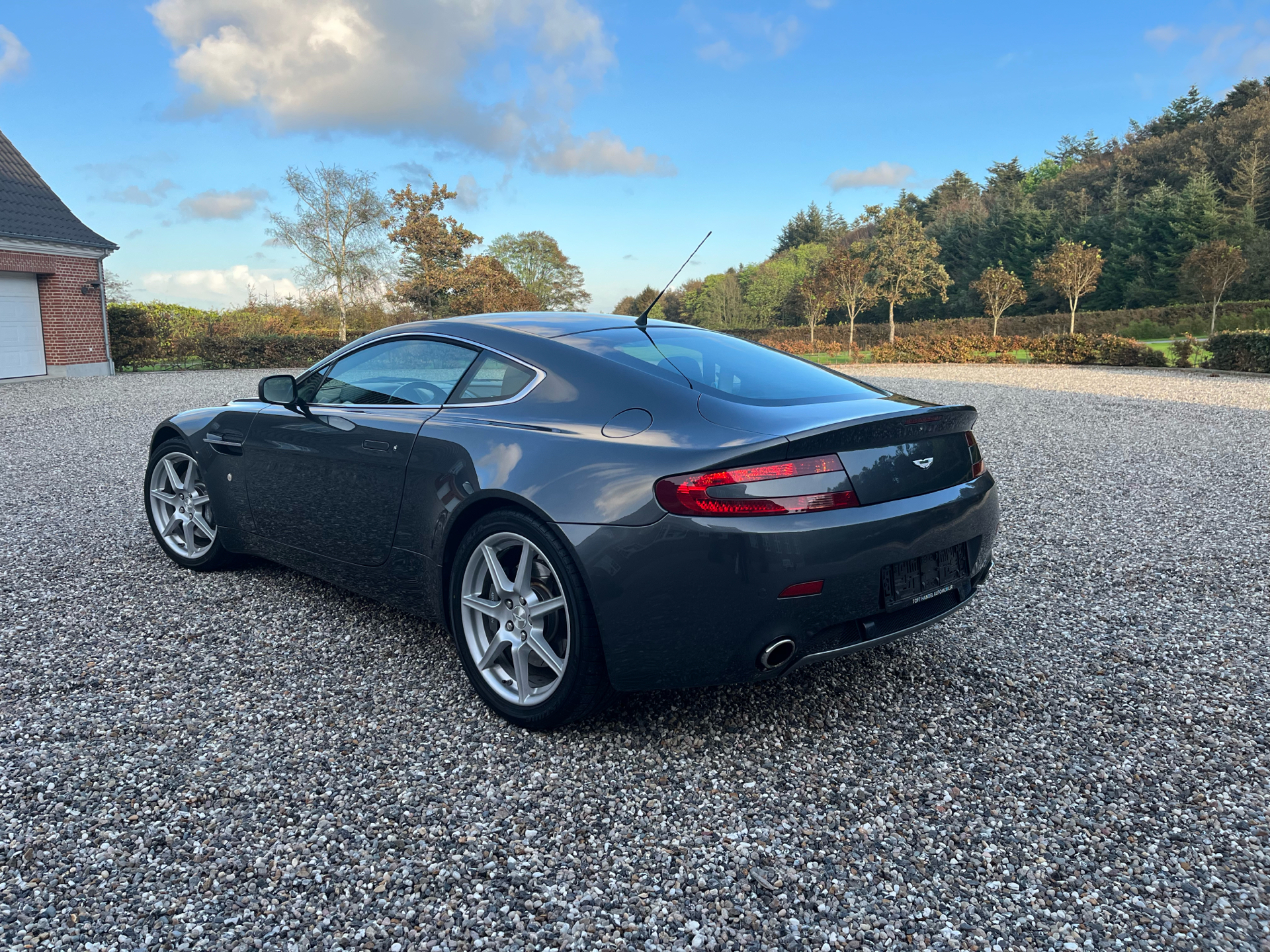 Billede af Aston Martin Vantage 4,3 V8 385HK 2d 6g