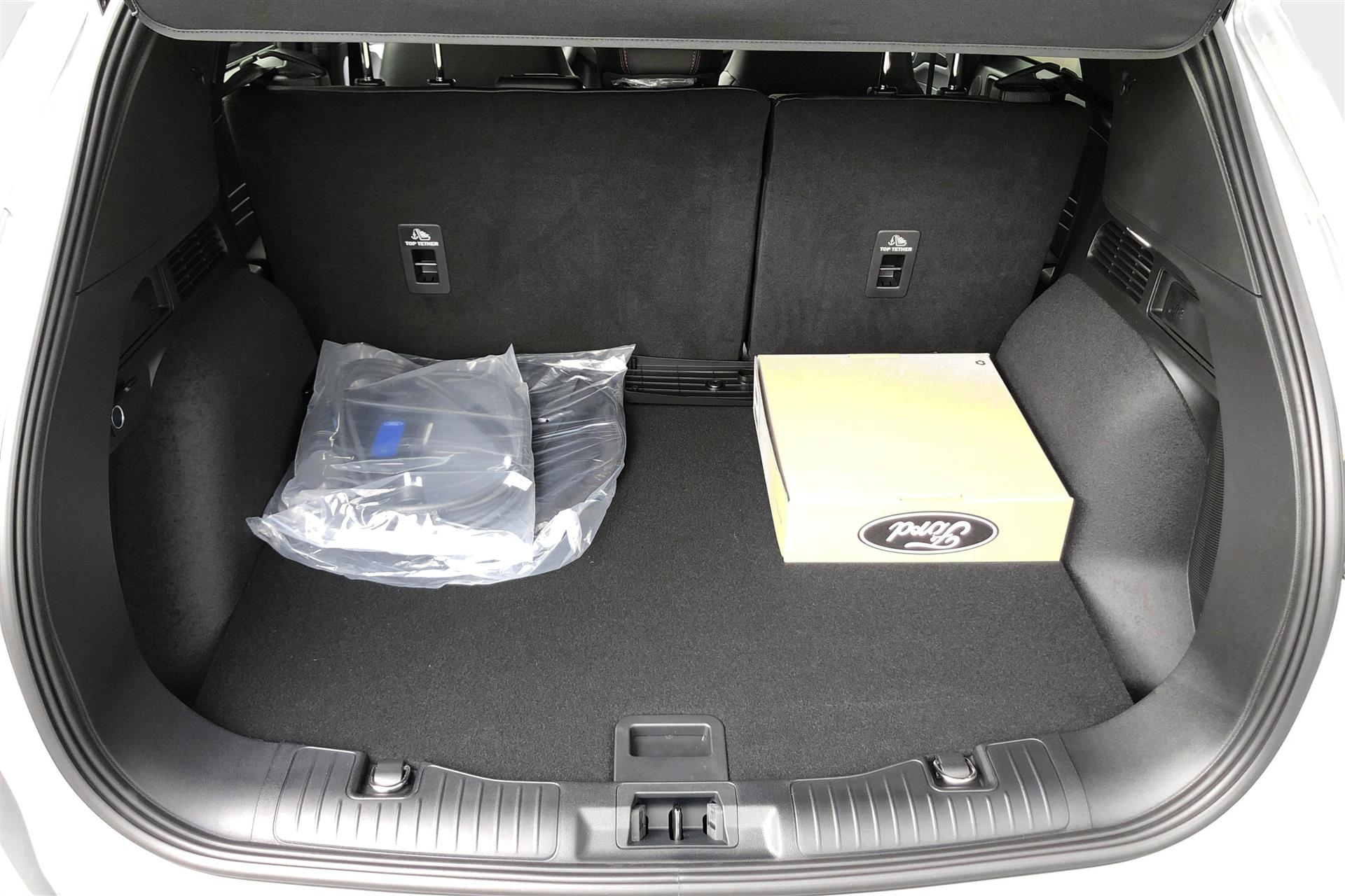 Billede af Ford Kuga 2,5 Plugin-hybrid Graphite Tech CVT 225HK 5d Trinl. Gear