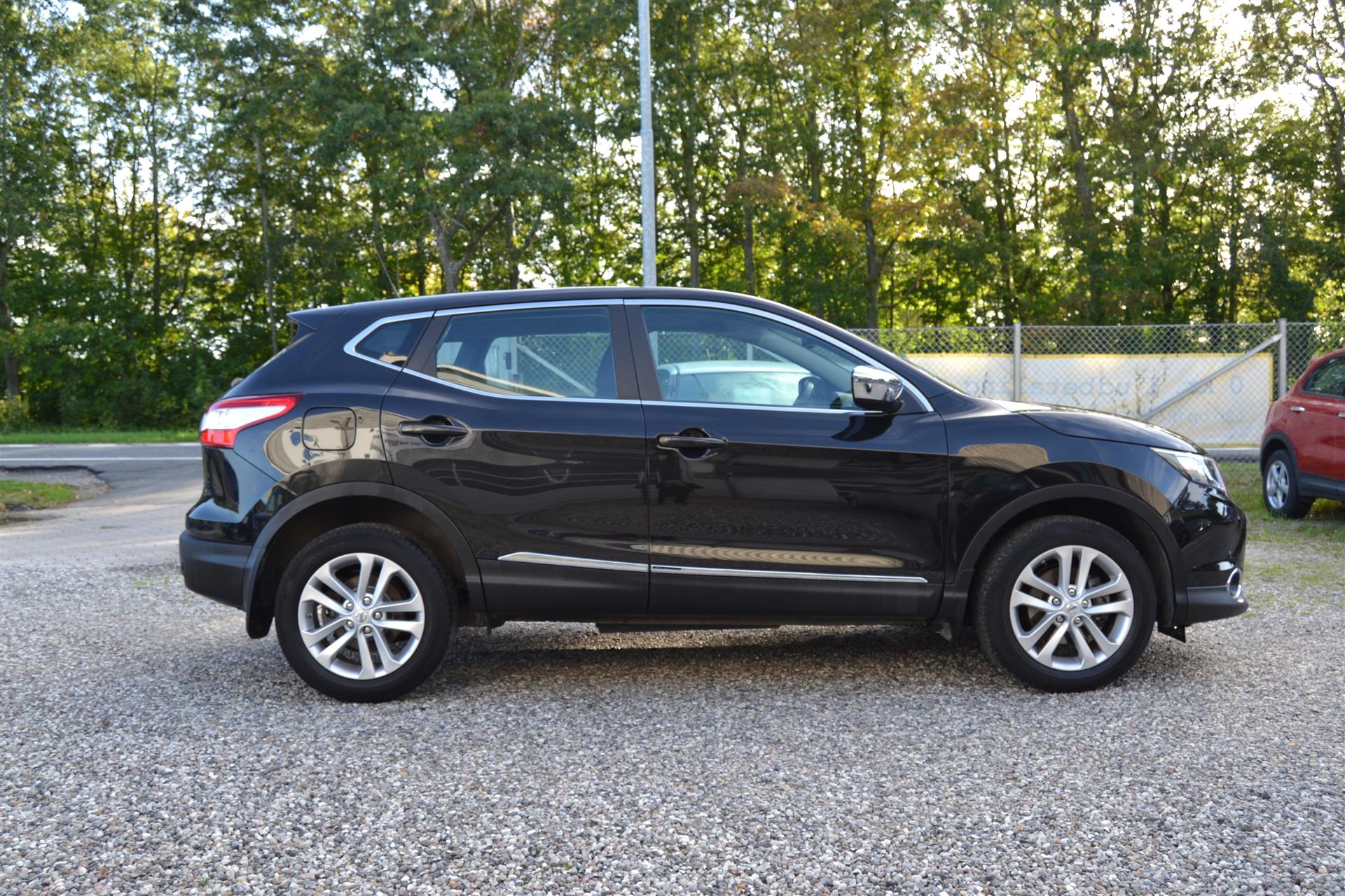 Billede af Nissan Qashqai 1,2 Dig-T Visia 4x2 115HK 5d 6g