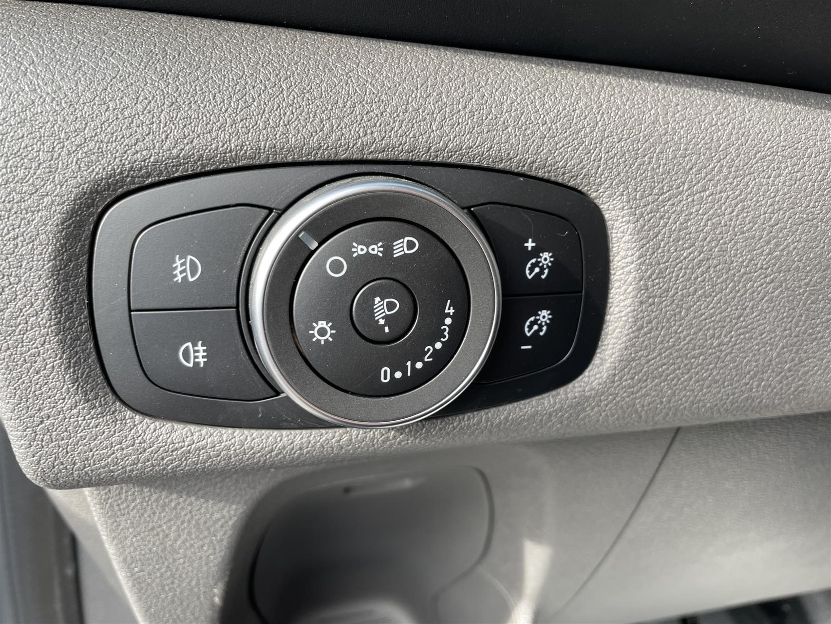 Billede af Ford Transit Custom 300 L2H1 2,0 TDCi Trend 130HK Van 6g