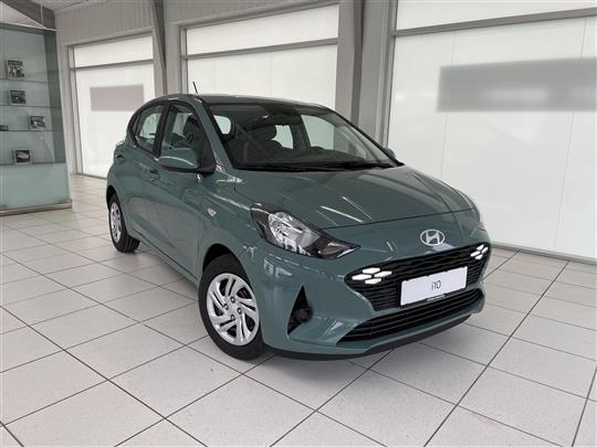 Hyundai i10 1,0 Essential AMT 67HK 5d Aut.