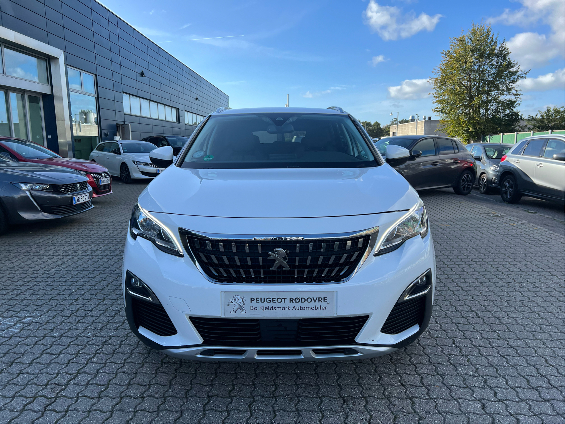 Billede af Peugeot 3008 1,2 PureTech Allure 130HK 5d 6g