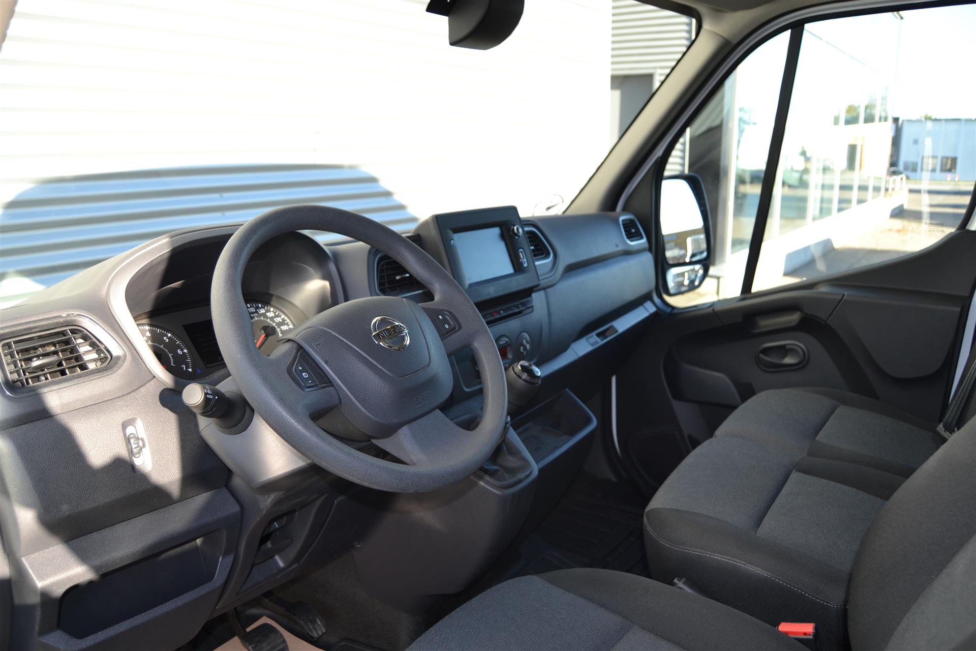 Billede af Nissan Interstar L2H2 2,3 DCi Tekna 150HK Van 6g