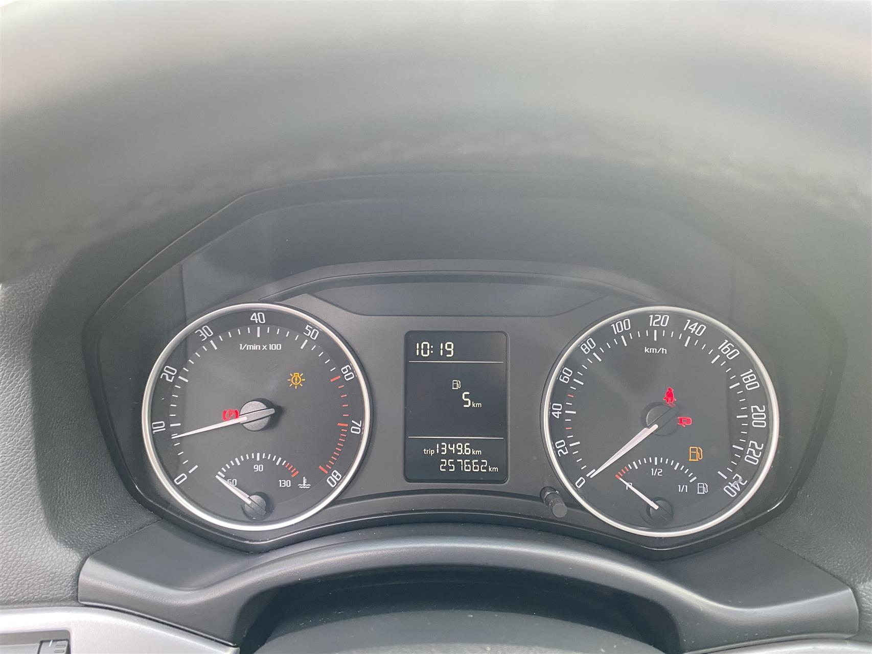 Billede af Skoda Octavia Combi 1,2 TSI Ambiente 105HK Stc 6g