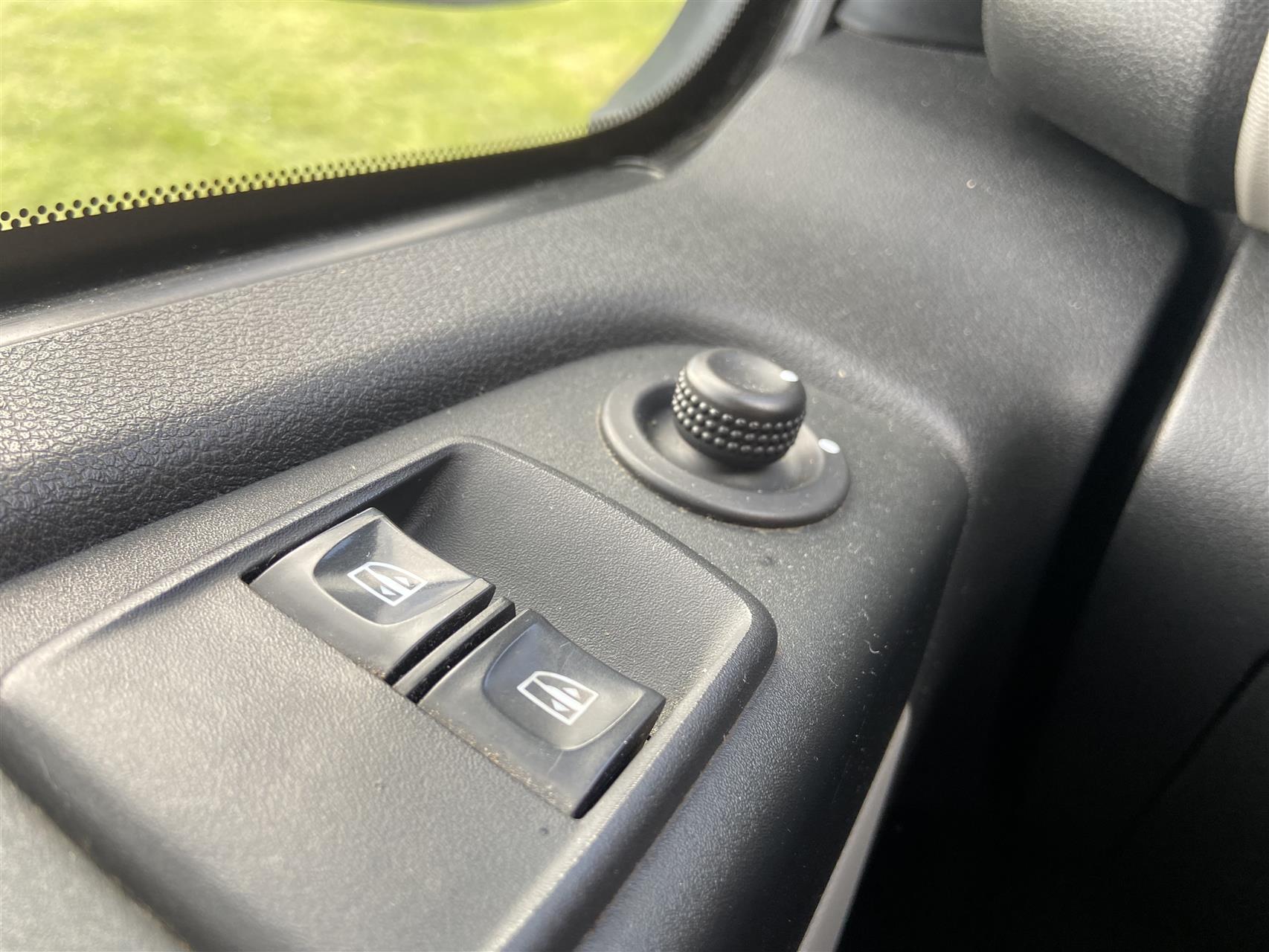 Billede af Nissan NV 300 L2H2 1,6 DCi Comfort 125HK Van 6g