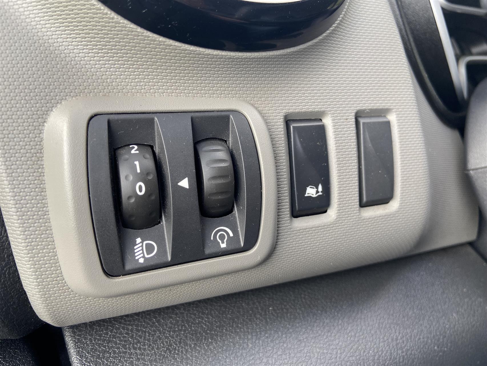 Billede af Nissan NV 300 L2H2 1,6 DCi Comfort 125HK Van 6g