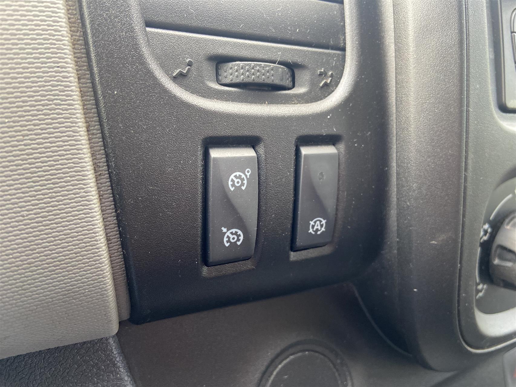 Billede af Nissan NV 300 L2H2 1,6 DCi Comfort 125HK Van 6g