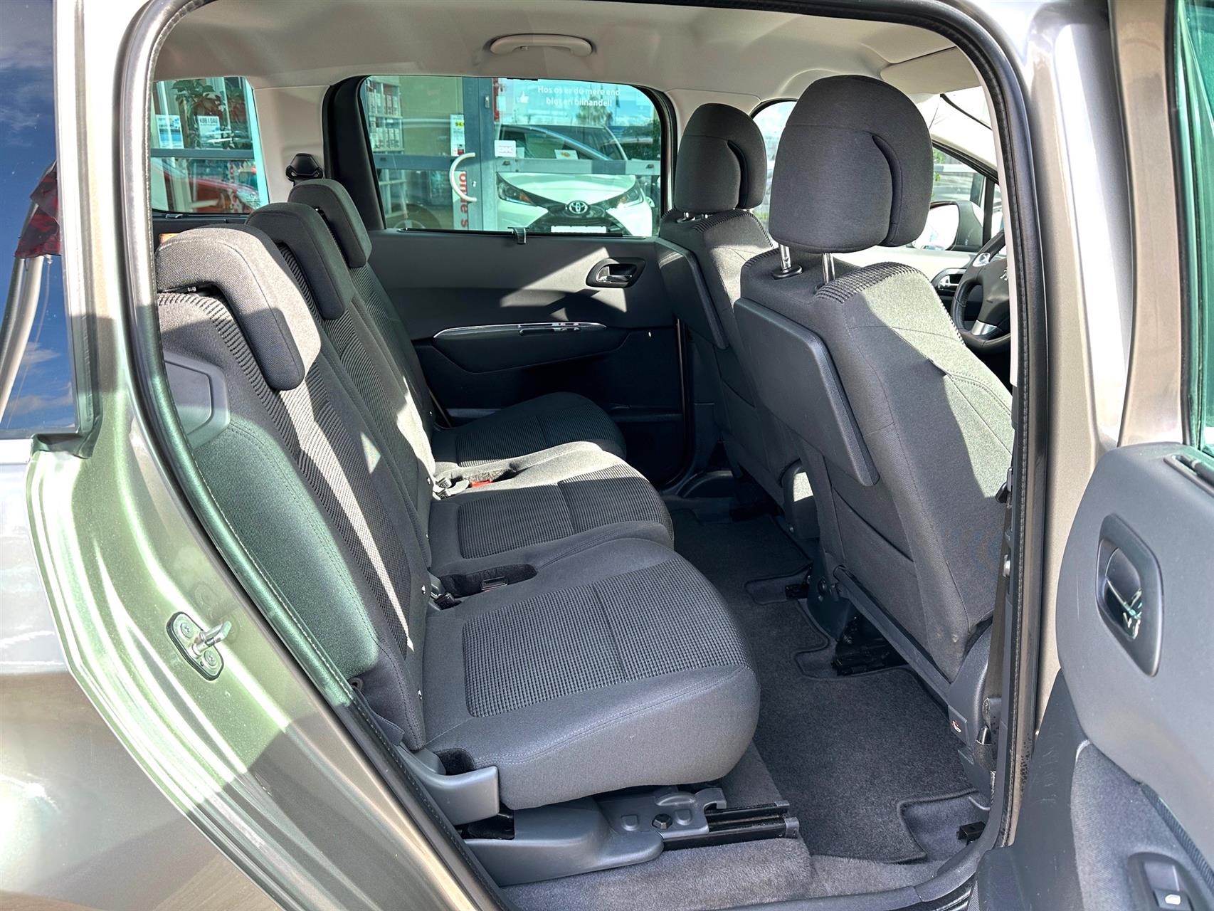 Billede af Peugeot 5008 1,2 e-THP Style 130HK