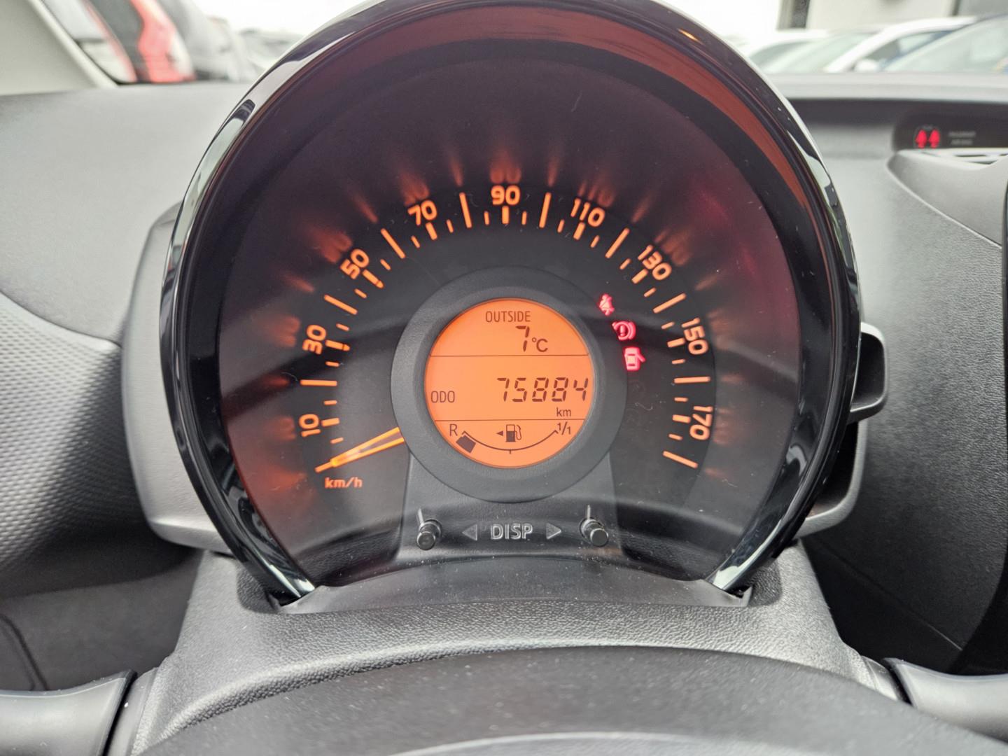 Billede af Citroën C1 1,0 VTi Street 72HK 5d