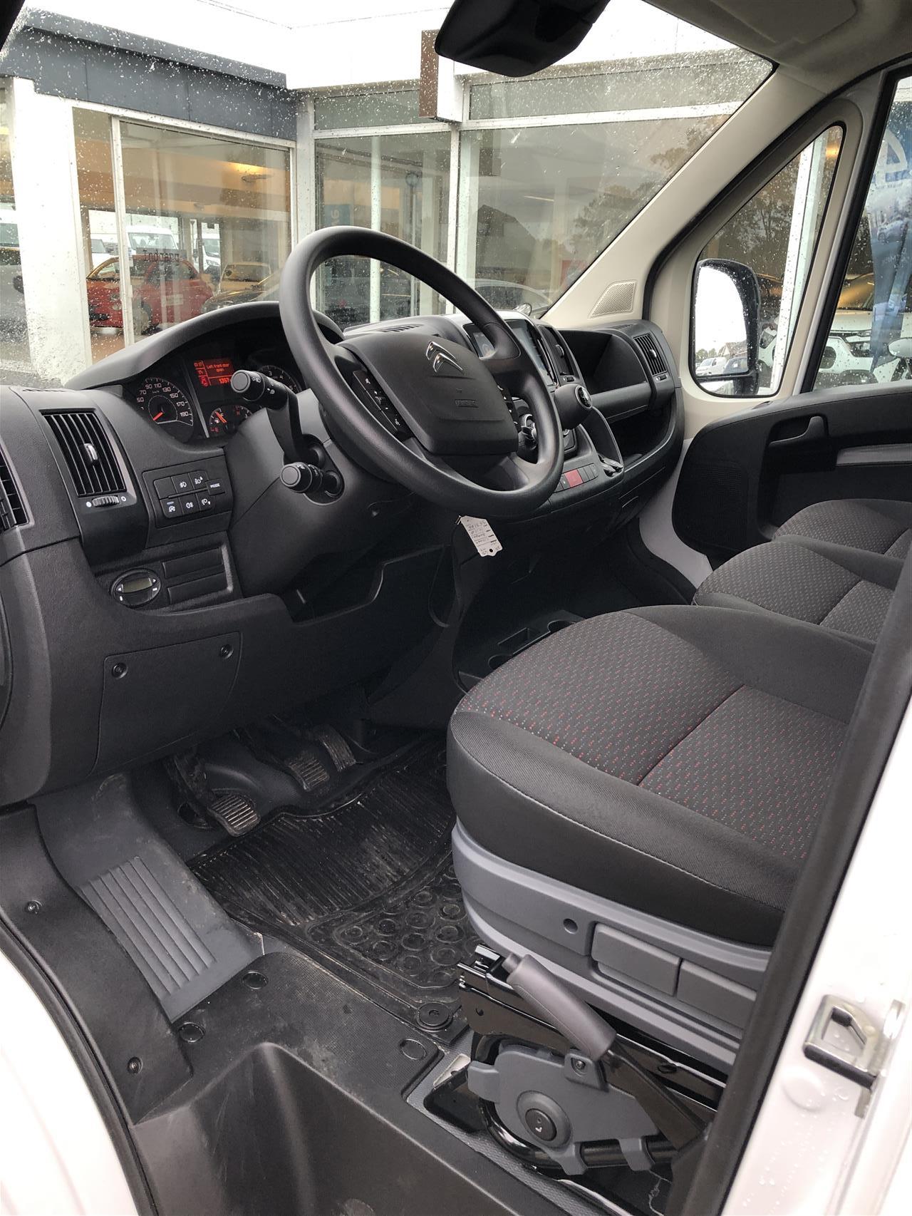 Billede af Citroën Jumper 33 L3H2 2,2 Blue HDi Flexline 140HK Van 6g