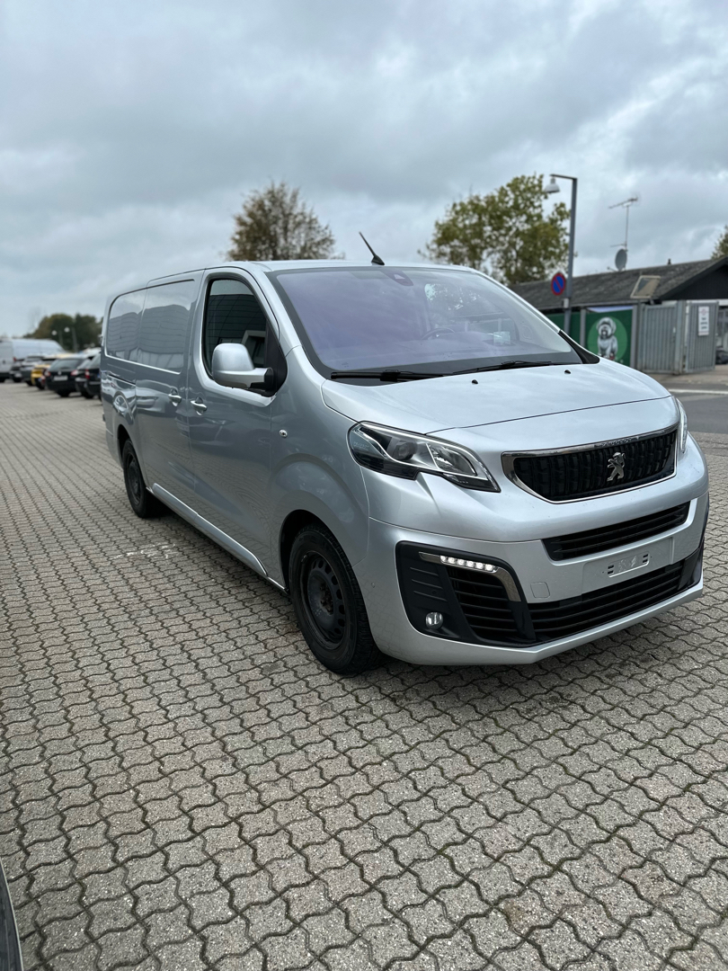 Billede af Peugeot Expert L2 2,0 BlueHDi Ultimate EAT6 180HK Van 6g Aut.