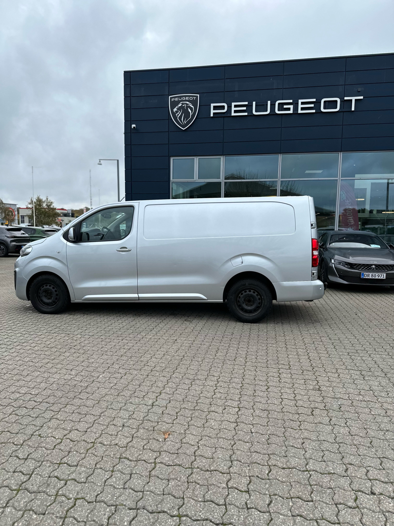 Billede af Peugeot Expert L2 2,0 BlueHDi Ultimate EAT6 180HK Van 6g Aut.