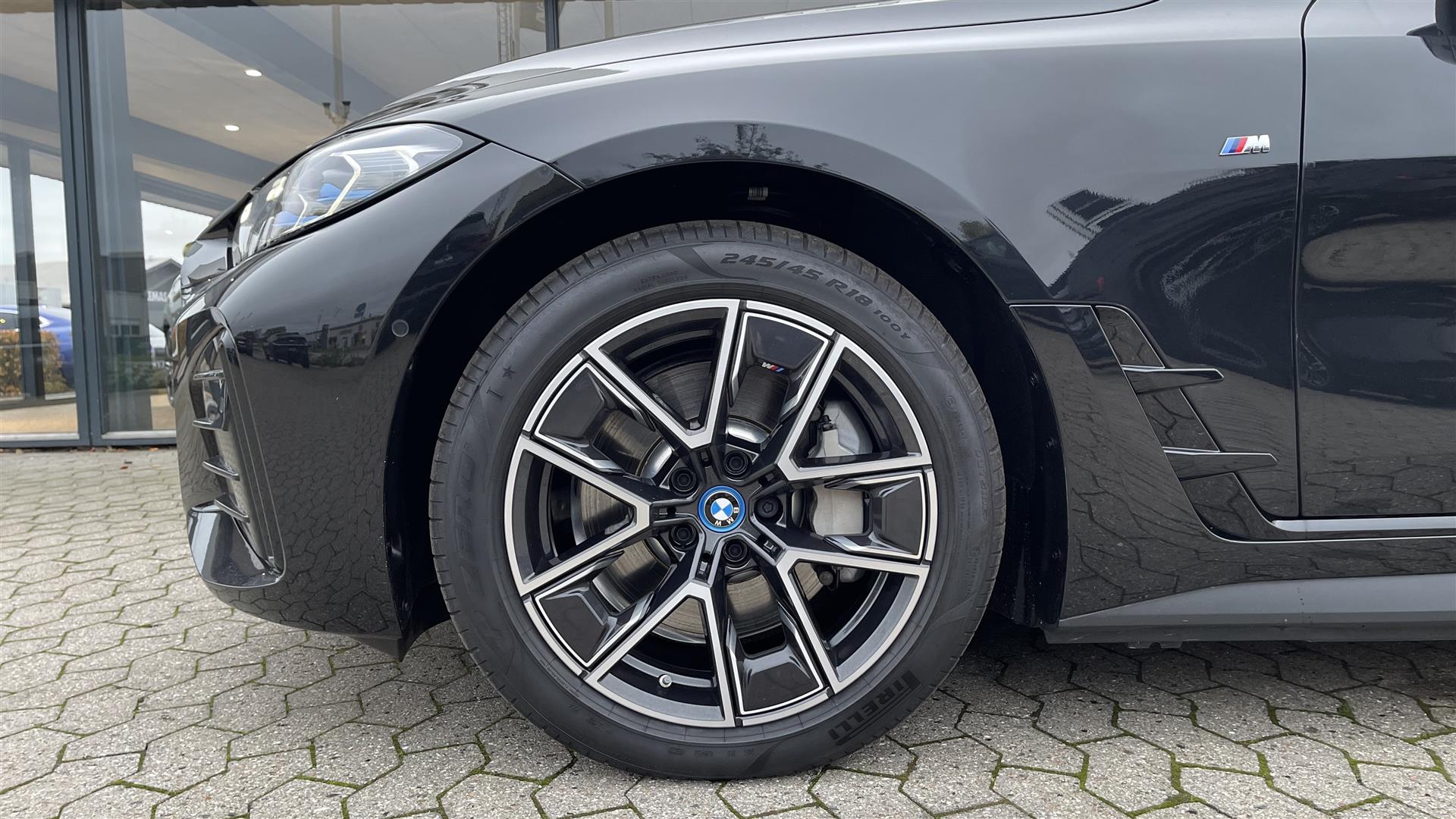 BMW i4 2023