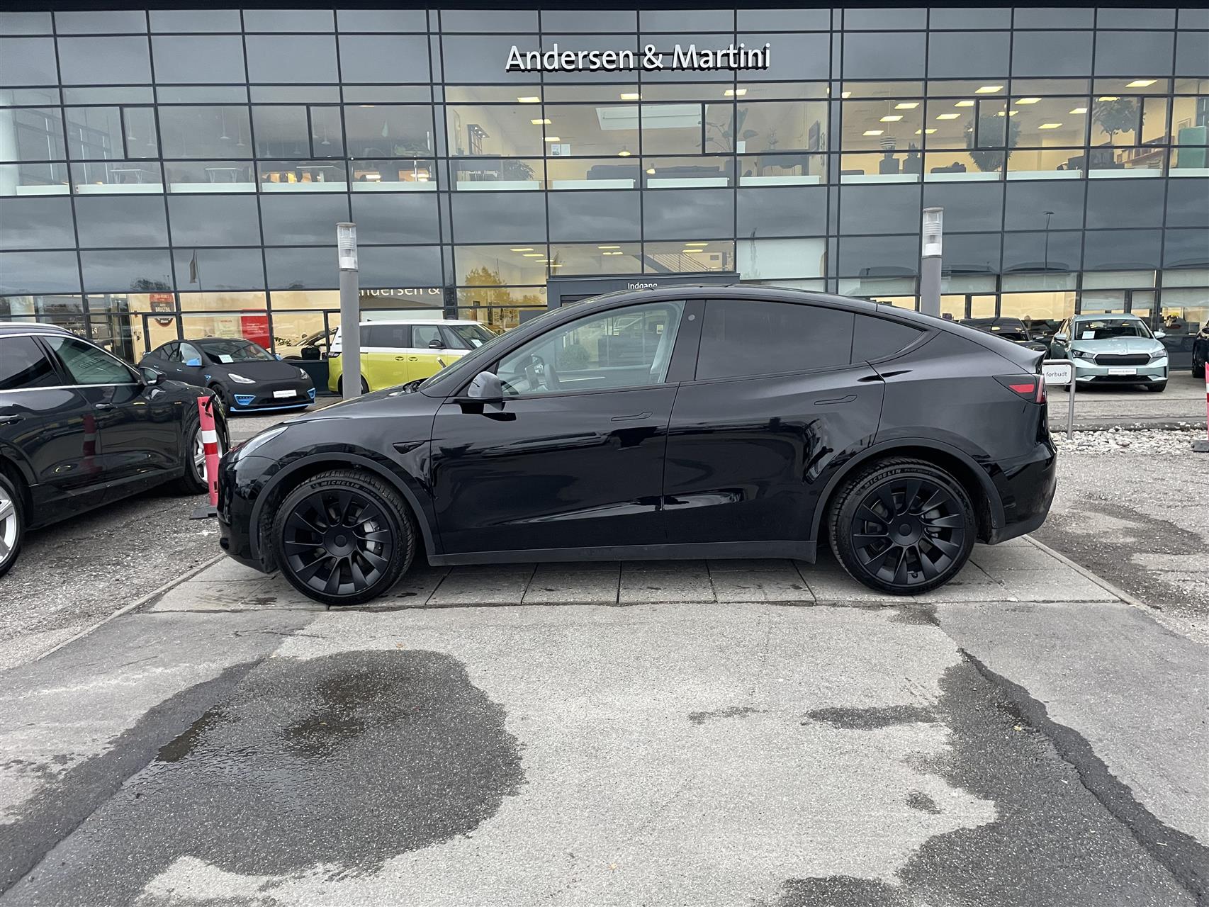 Tesla Model Y EL Long Range Anhængertræk + 20'' AWD 514HK 5d Aut.