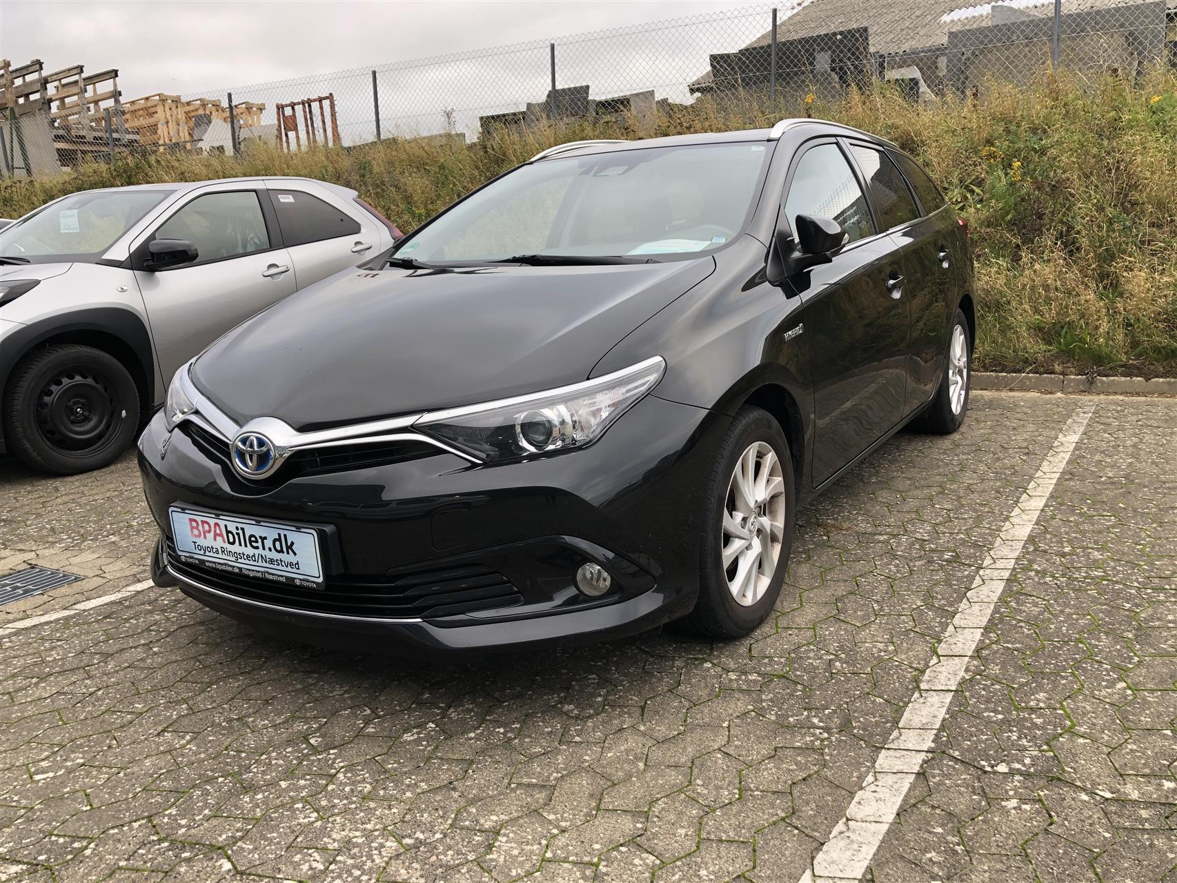Billede af Toyota Auris Touring Sports 1,8 Hybrid H2 Comfort 136HK Stc Aut.